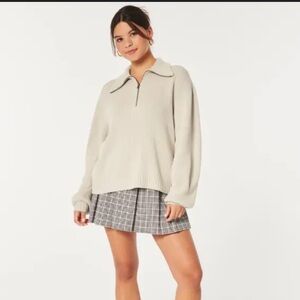 Hollister tan half zip oversized sweater XS